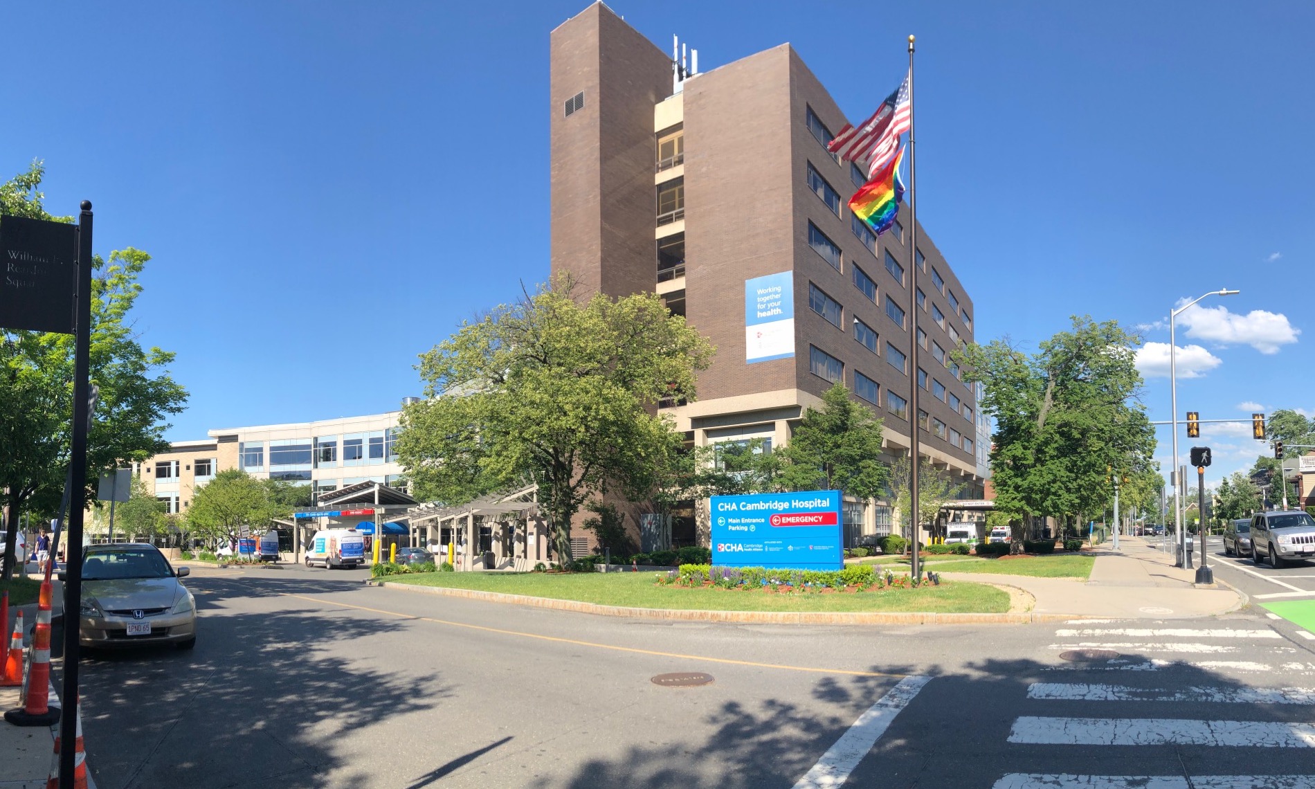 Exterior photo of CHA Cambridge Hospital