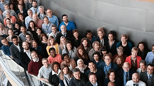 Large group of scholars at the Harvard Macy Institute.