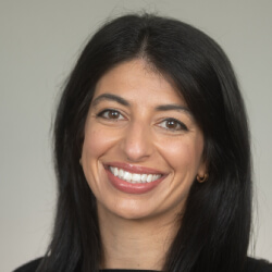 Portrait of Dr. Raven Batshon