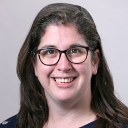 Portrait of Dr. Jennifer Leahy
